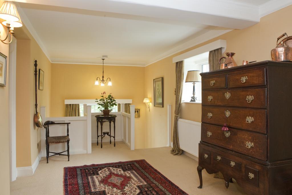 Beechmount Country House Bed & Breakfast Near Sawrey Стая снимка