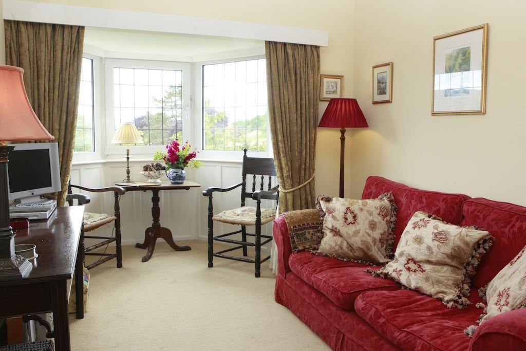 Beechmount Country House Bed & Breakfast Near Sawrey Стая снимка