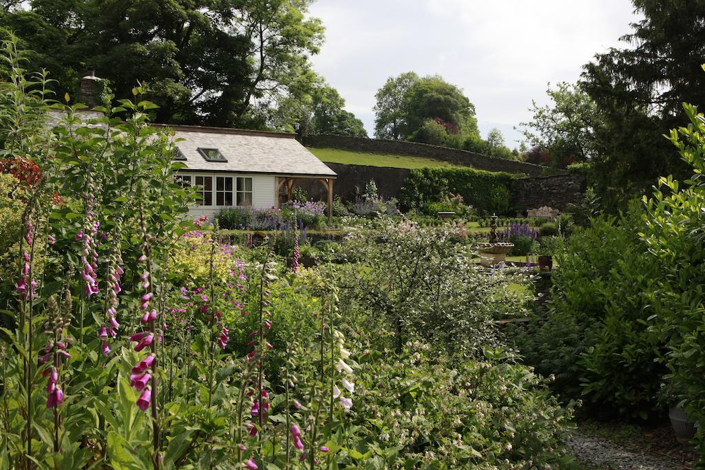 Beechmount Country House Bed & Breakfast Near Sawrey Екстериор снимка