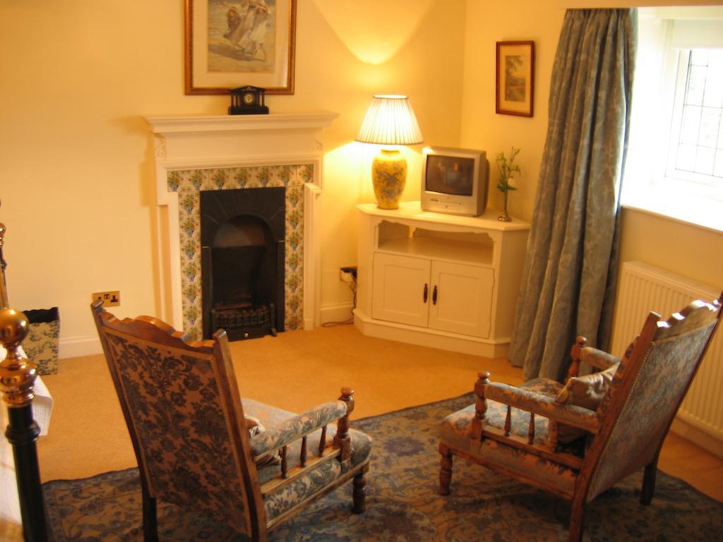Beechmount Country House Bed & Breakfast Near Sawrey Стая снимка